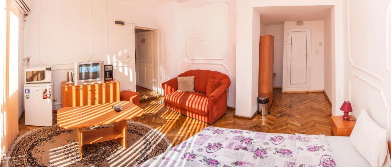 In House 8 Boulevard Hristo Botev Appartamento
